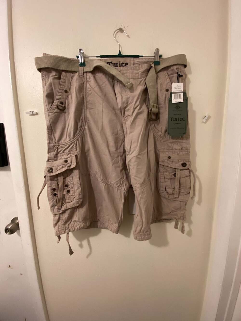 Twice Men's Utility Cargo Shorts Size 38 Beige with Belt